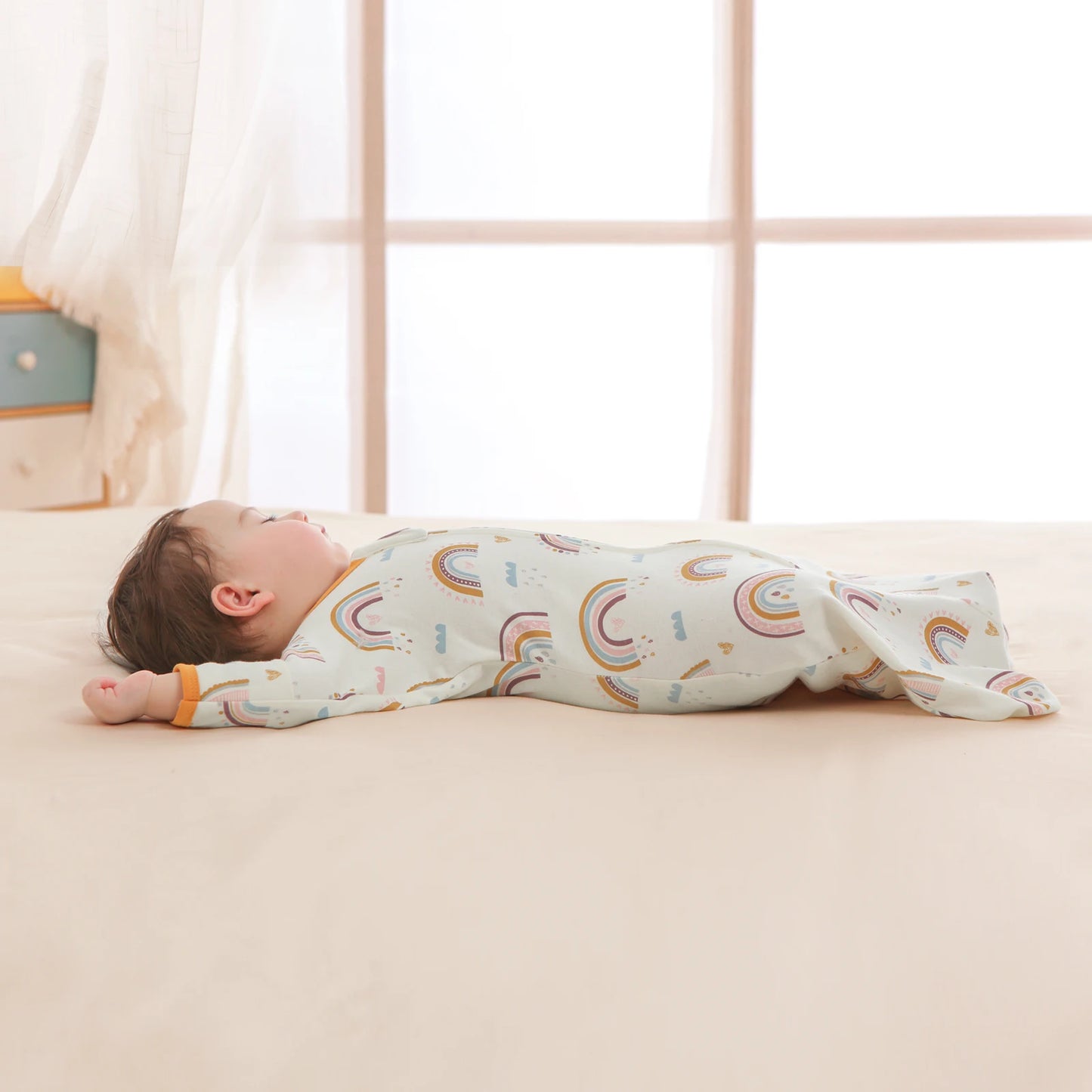 BabySnug® | Anti-Startle Swaddle Sleeping Bag